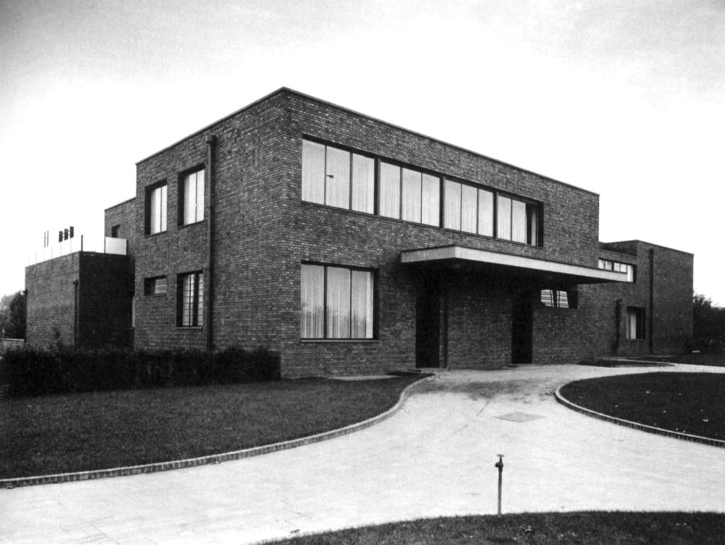Mies van der Rohe, Haus Lange & Esters,&nbsp;1928