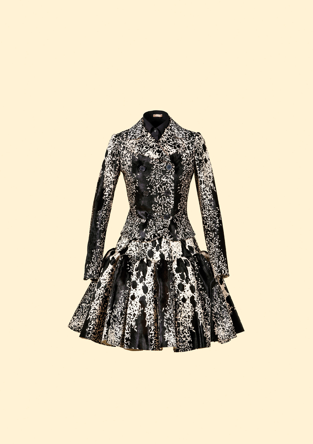 【送料込】 Azzedine Alaia in the 21st Century AZZEDINE ALAIA IN THE 21ST CENTURY – Fondazione Sozzani